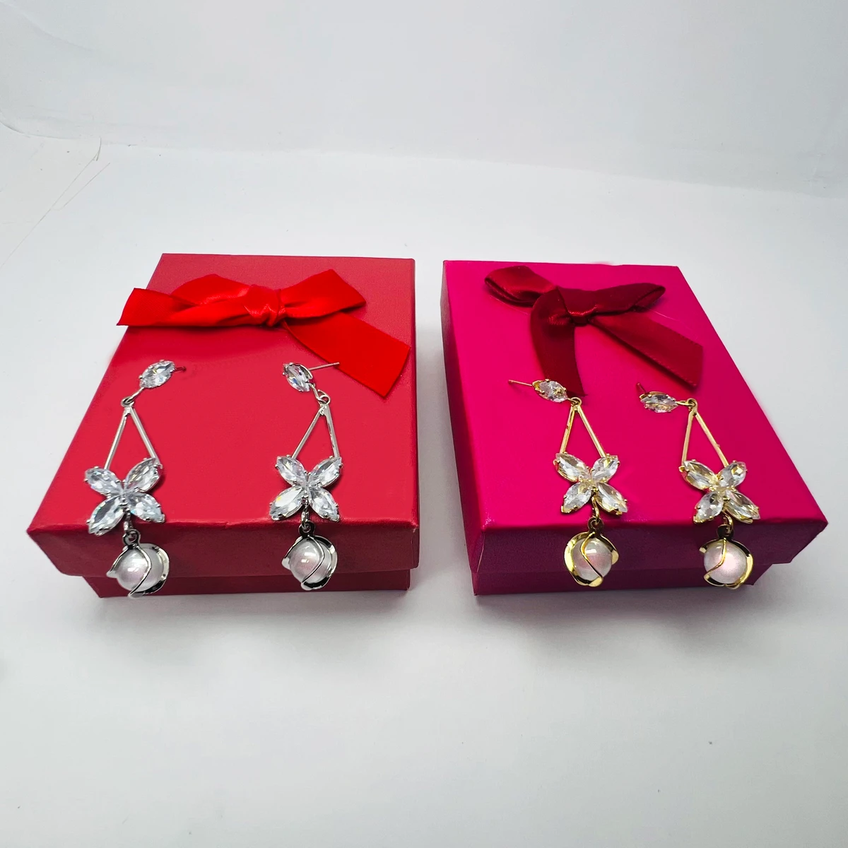 Latest Korean design new light luxury fashion earrings - Image 4